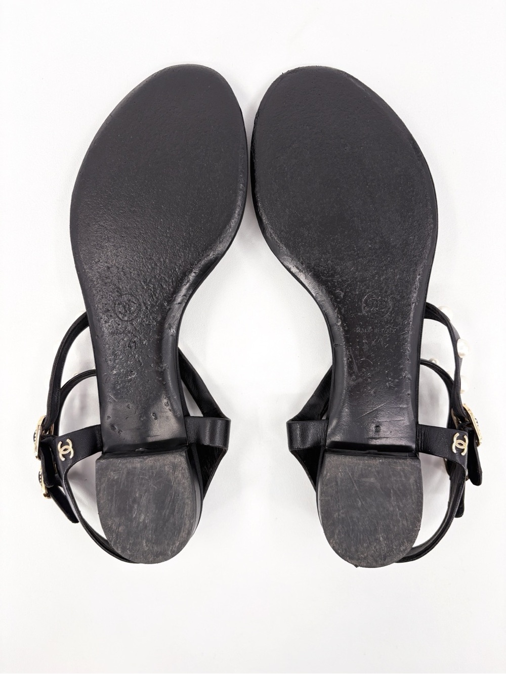 CHANEL Black Leather Pearl T-Strap Flat Thong Sandals 41 - Picture 12 of 15